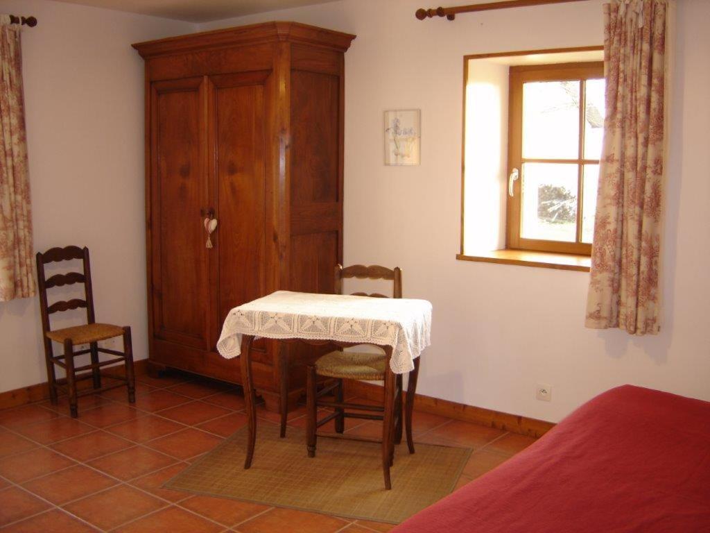 Chambres D'Hotes Domaine Le Fragnaud Saint-Porchaire Kültér fotó
